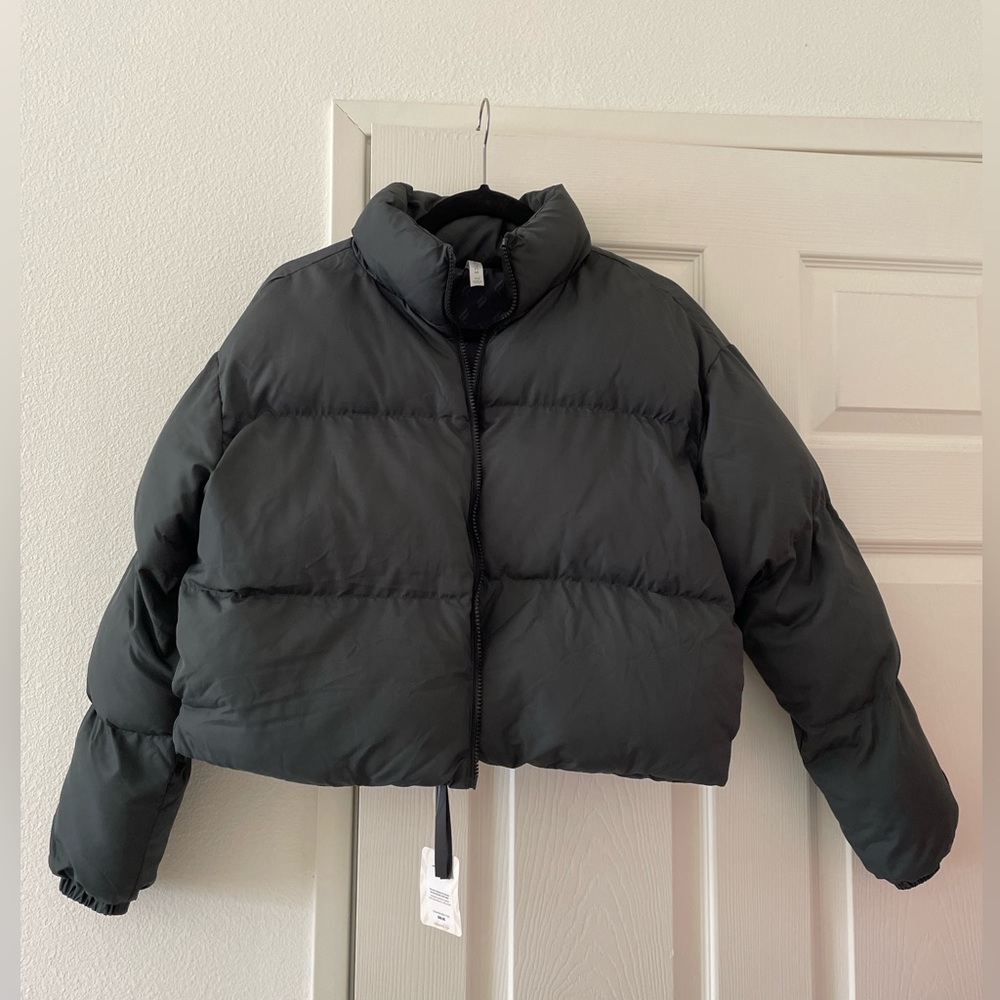 Fabletics Wander Puffer Jacket
